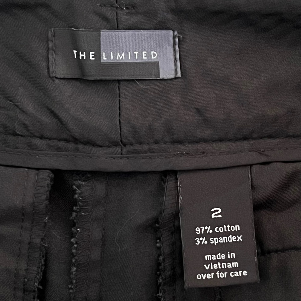 The Limited Easy short Black Shorts 2 - Picture 3 of 6